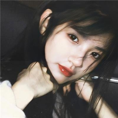 四月，她将到来。